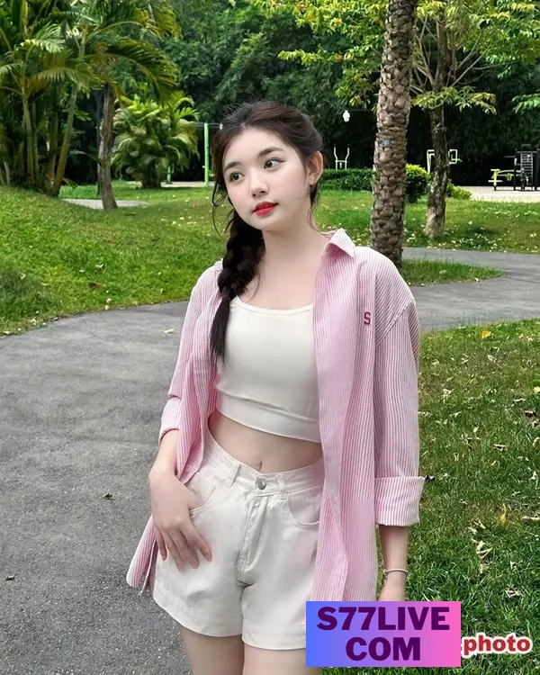 Idol TikTok Quỳnh Trương Đẹp Duyên Dáng, Giỏi Giang Hình 6